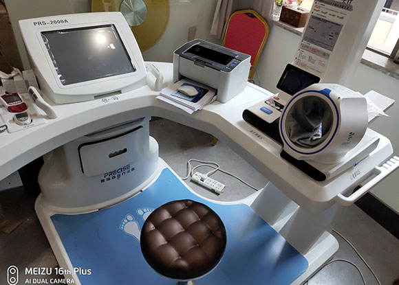 ����һ�w�C(j��)��������y�u�Լ����Բ�����