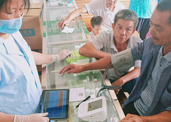 �����w�zһ�w�C(j��)���ߙz�y�w�ĽY(ji��)��(g��u)